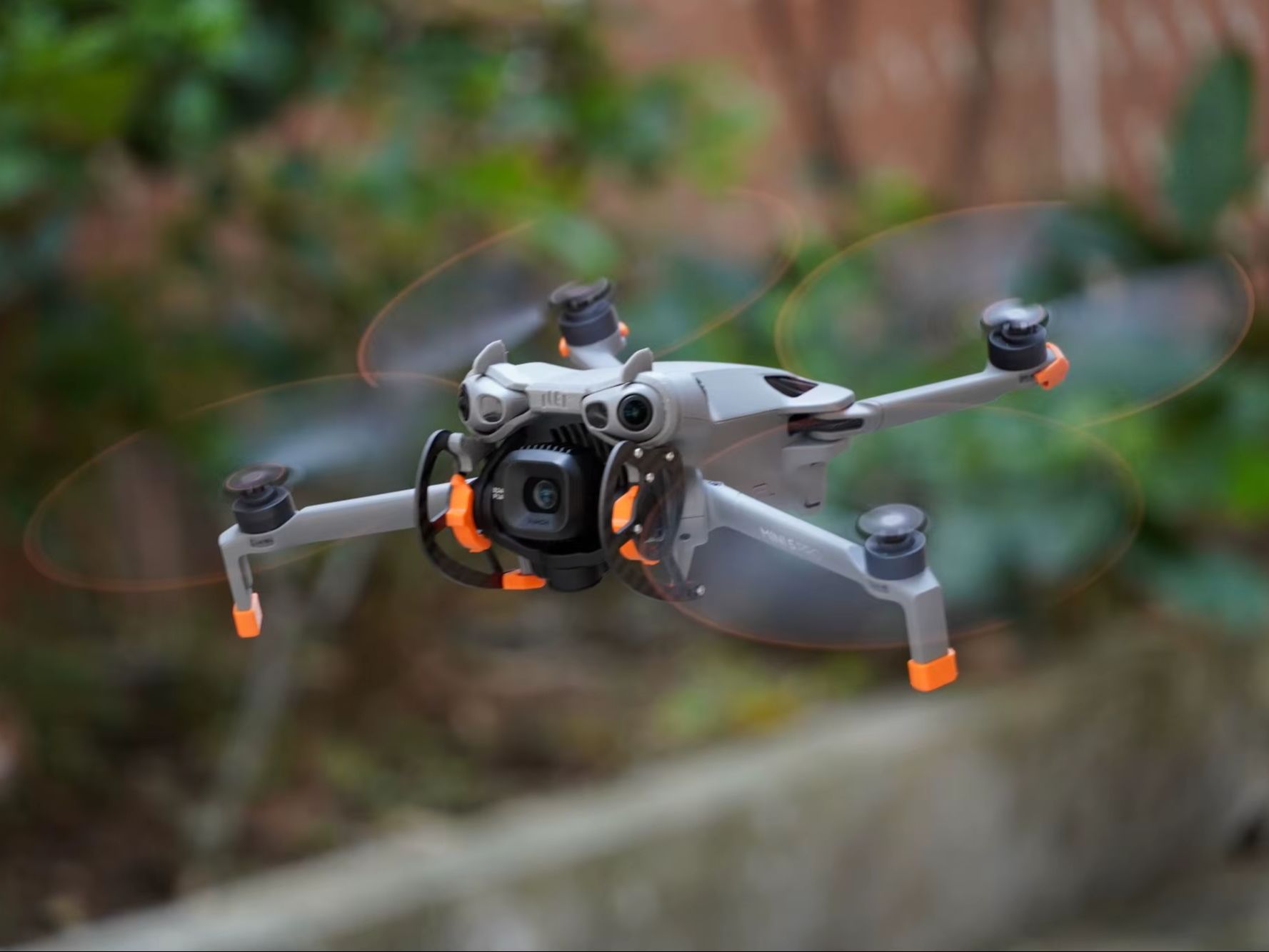 Gimbal Protector for DJI Mini  - مراجعة Drone Camera Filter وسعره